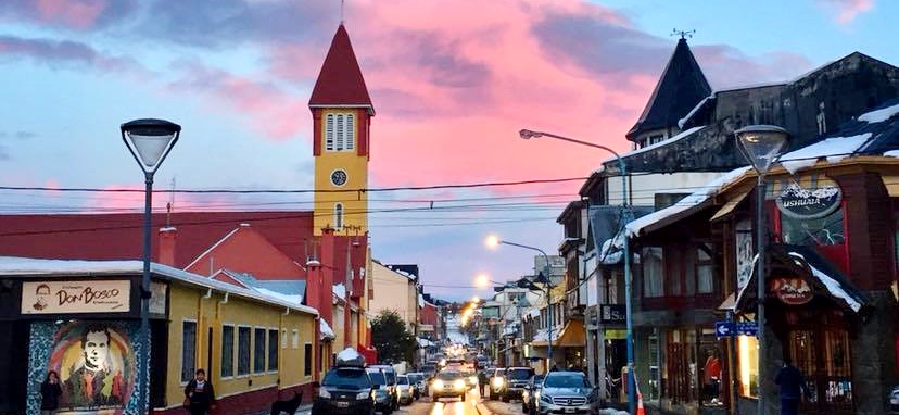 Avenida San Martin em Ushuaia