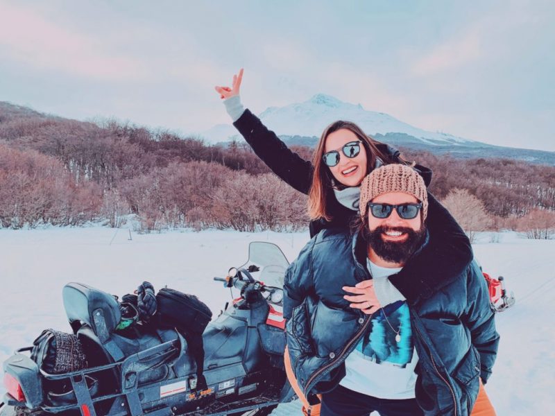 Leo e Alê - Blog Mundi 360 - Aventura na Neve Snowmobile | Brasileiros em Ushuaia