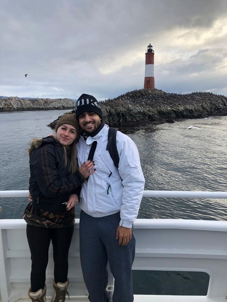 Avelina Falco do Blog Vivendo a Vida Pelo Mundo visita Ushuaia! | Brasileiros em Ushuaia