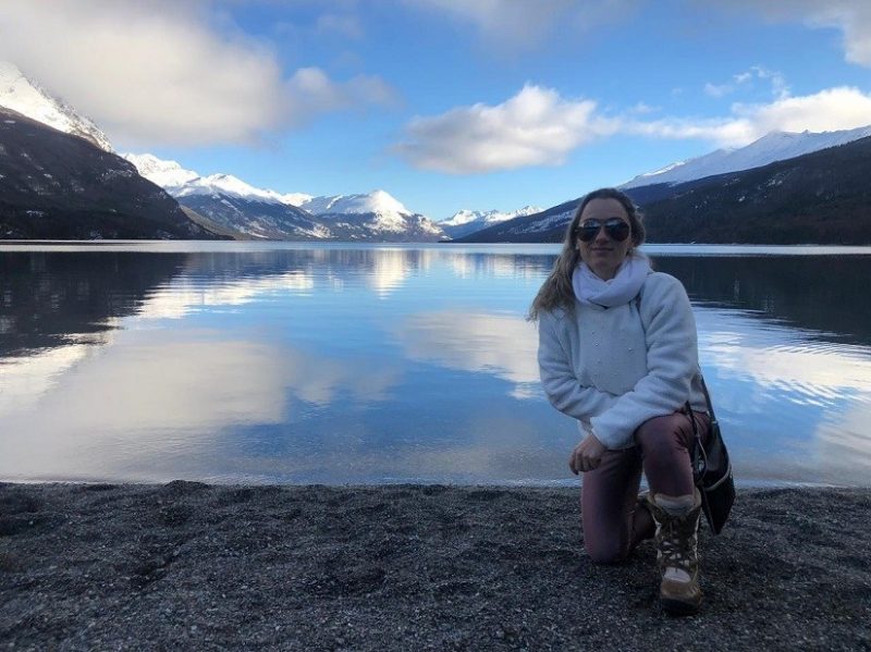 Avelina Falco do Blog Vivendo a Vida Pelo Mundo visita Ushuaia! | Brasileiros em Ushuaia