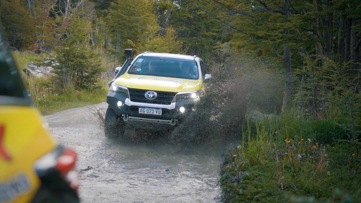 Expedição Off-road 4x4 com caiaque - Brasileiros em Ushuaia